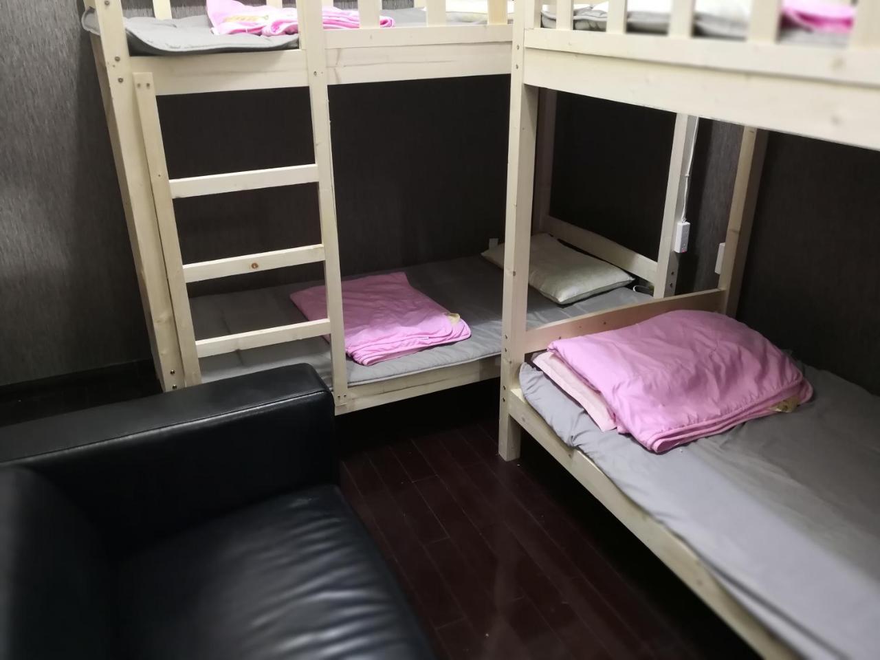 Best Cat Hostel Guangzhou Exteriör bild